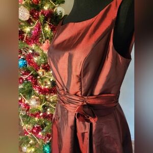 Mori Lee Stunning Holiday Red A-Line Tea Length Cocktail Formal Dress SZ 13/14